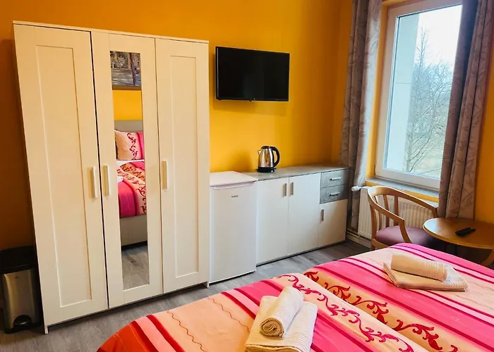 Hotel M&m - Wilhelmsburg 2*