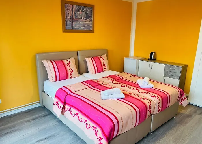 M&m - Wilhelmsburg Hotel 2*